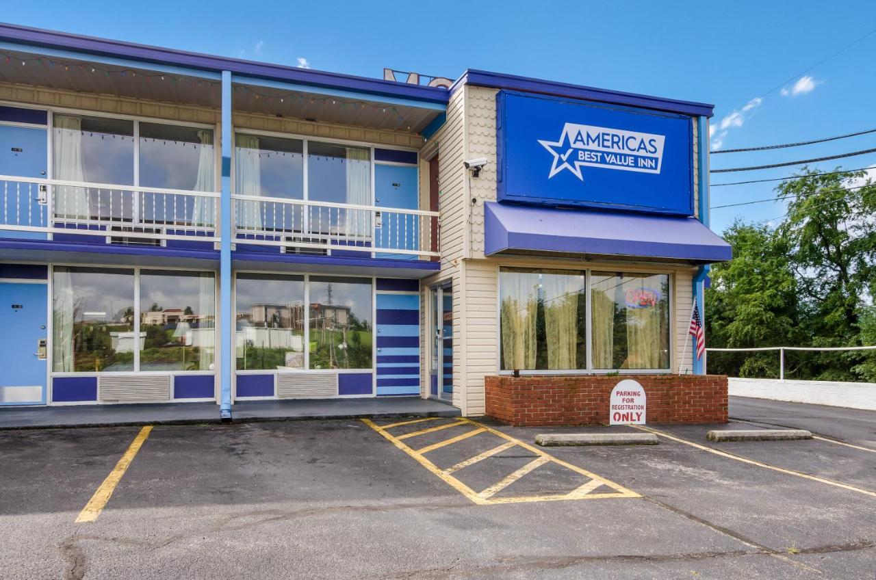 Americas Best Value Inn Уайтевилл Экстерьер фото